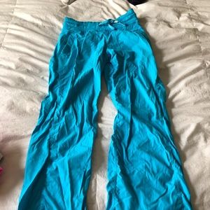 Lululemon Turquoise Dance Studio pant size 4 U/L